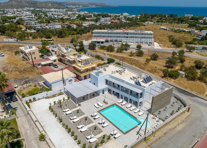  Kellys Luxury Apartments